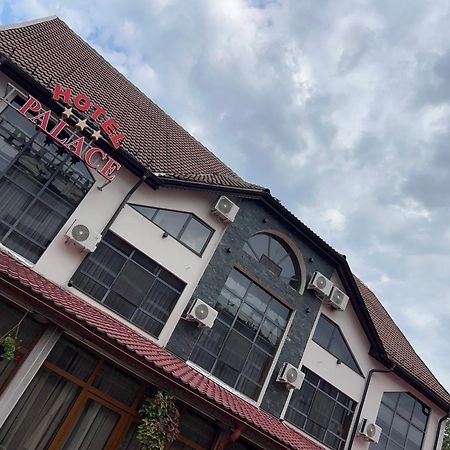 Hotel Palace Târgu Jiu Exterior foto